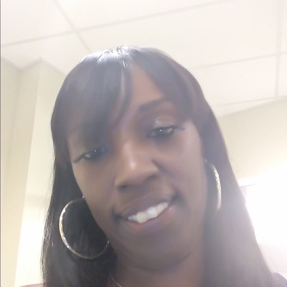 Meet your Posher, Sharisa